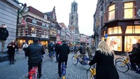 Situs CNN Travel pernah merangkum 8 kota yang nyaman buat pesepeda. Kota Utrecht di Belanda, salah satunya yang mana hampir 50 persen dari total 350-an ribu penduduk di sana naik sepeda setiap hari (Toerisme Utrecht/CNN Travel)