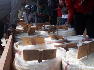 Curhat Pedagang Putar Otak Jual Beras Sesuai Harga Patokan