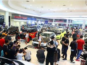 Libur Panjang, Nonton Kontes Modifikasi 100 Mobil di Bandung