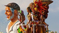 Bagi pemerintah setempat, parade Independence of Cartagena Day sudah menjadi atraksi wisata untuk turis. Bahkan, operator-operator tur di Kolombia menjual paket tur khusus untuk menonton paradenya (CNN Travel)