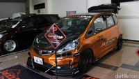 Komunitas Honda Jazz menampilkan hasil kreasi mereka di IAM MBtech 2017. Foto: Dadan Kuswaraharja