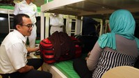 Dalam rangka hari pelanggan nasional dan upaya memberikan pelayanan terbaik direksi PT PELNI melayani langsung penumpang tujuan Batam-Medan. Foto: dok. Pelni