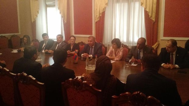 Rapat antara Fadli Zon dan Parlemen Armenia di Yerevan