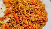 Hampir sama dengan Abang Adek, Warung Gelo yang ada di Kemang juga sajikan mie dengan 150 cabai. Selain itu ada juga ayam dan sate dengan paduan sambal super pedas. Mantap! Foto: Istimewa