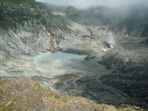 5 Hal Menarik Wisata Tangkuban Perahu nan Memesona