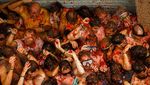 Intip Keseruan Festival Perang Tomat yang Dihadiri Puluhan Ribu Orang Ini