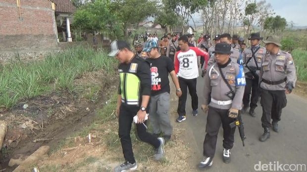 Pembunuh istri polisi di Jombang diburu/