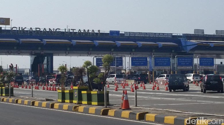 Arus Balik Libur Idul Adha, Tol Palimanan Mulai Padat