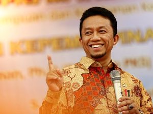 Tifatul Sebut Pencabutan Moratorium Reklamasi Persulit Anies-Sandi