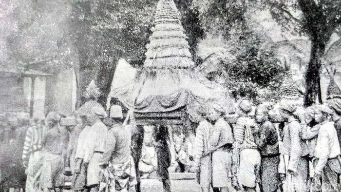 Gunungan Keraton Yogyakarta Tempo Dulu Dan Kini