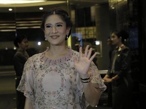 Dian Sastro Suka Mobil MPV Berukuran Besar