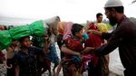 Perjuangan Warga Rohingya Menyelamatkan Diri ke Bangladesh