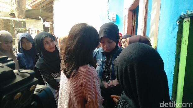 Sekjen PSSI datangi rumah duka suporter yang tewas / 