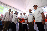 BNI Beri KUR pada Petani Bawang di Sembalun