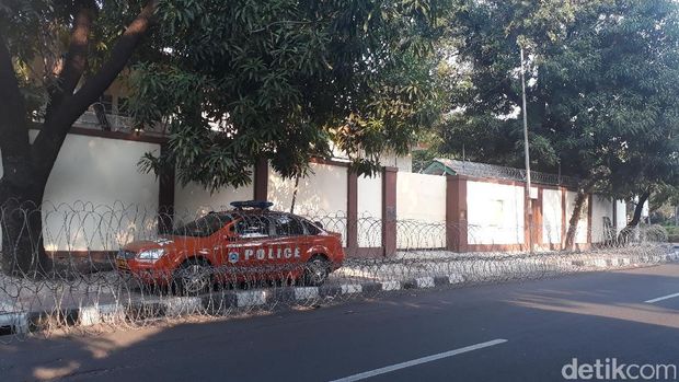 Pagar kawat dipasang di sekitar Kedutaan Besar Myanmar