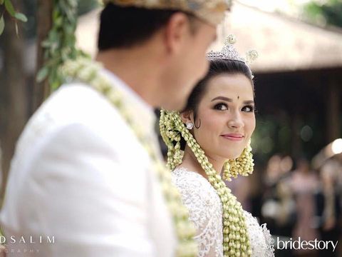 Netizen Kritik Makeup Raisa Saat Nikah Tak 'Manglingi', Ini Kata Makeup Artist