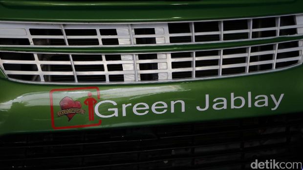 Si Jablay Hijau Pengangkut Mebel Jepara Si Jablay Hijau Pengangkut Mebel Jepara