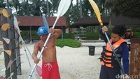 snorkeling, wind surfing, kayaking, sailing board jadi watersport pilihan di resor ini (Bonauli/detikTravel)