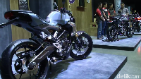 Honda CB150R ExMotion menggunakan teknologi terbaru, dengan elemen yang terinspirasi dari motor berkapasitas besar.  Foto: Honda Thailand