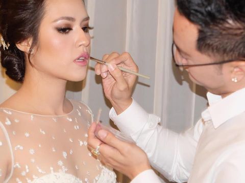 Ini 6 Orang yang Bikin Raisa Jadi Cantik Banget Saat Menikah