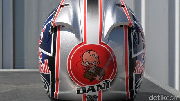 Helm Dani Pedrosa