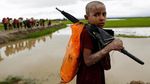 Tatapan Kosong Anak Rohingya