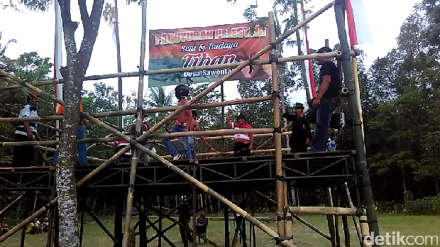 Warga Blitar Gelar Ritual Minta Hujan