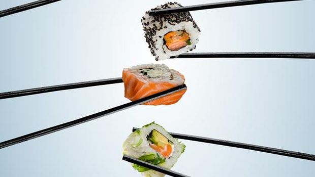 15 Kesalahan Ini Sering Dilakukan Saat Menyantap Makanan Jepang Menurut Para Chef (2)