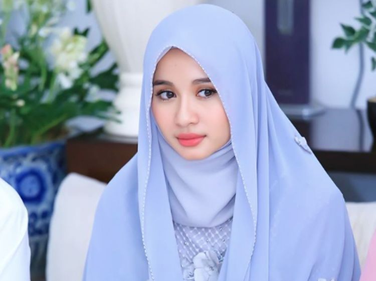 Ini Satu-satunya Foto Laudya Cynthia Bella dan Suaminya