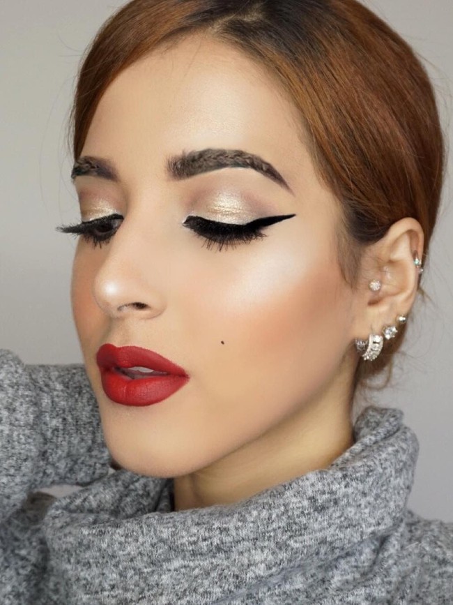 Setalah alis bergelombang, ada juga alis kepang. Ya, bulu-bulu alis digambar sedemikan rupa hingga bentuknya seperti dikepang.  Foto: dok. Instagram