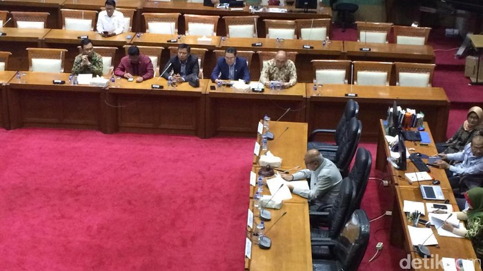 Rapat Bahas Utang Pemerintah Hanya Dihadiri 10 Anggota DPR