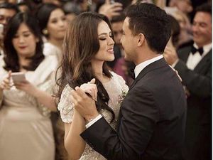 Raisa dan Hamish Bulan Madu Romantis di Pinggir Danau Como Italia?