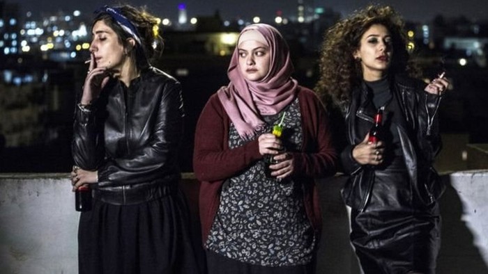In Between, Film Palestina yang Langgar Tradisi dan Difatwa Haram