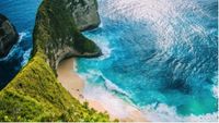 Pantai Atuh, Nusa Penida, Bali (Foto: Shutterstock)