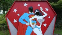 Love Land, sebuah taman dengan tema erotis yang berada di Pulau Jeju, Korea Selatan. Di taman ini terdapat 140 patung berpose erotis yang tersebar di berbagai penjuru taman. Jangan bawa anak-anak ke sini ya (Ken Yunita/detikTravel)