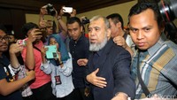 Dalam pleidoinya, Patrialis mengatakan USD 10 ribu merupakan untuk pembayaran utang Kamaludin. Namun dalam fakta persidangan hakim tak menemukan bukti adanya hutang dari Kamaludin kepada Patrialis.