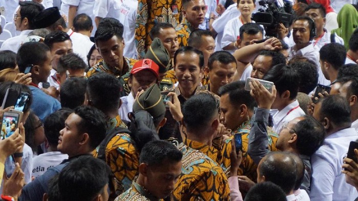 PPP Heran Kehadiran Jokowi di Rakernas Projo Dikritik