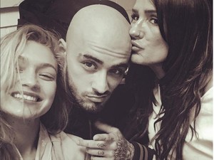 Zayn Malik Botak Gara-gara Rambutnya Rusak Sering Dibleaching