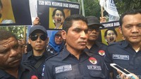 Kalau sampai pembantaian itu terus dibiarkan oleh pemerintah, nggak ada aksi nyata, kami bakal merobohkan tembok kedubes dan mengusirnya (dubes) secara paksa, kata Ketua BM PAN Ahmad Yohan. Foto: Mustaqim/detikcom