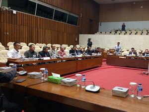 Loyalis Airlangga Dorong Golkar Mundur dari Pansus Angket