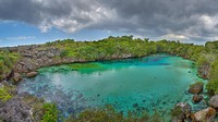 Pantai dan air terjun sudah, sekarang saatnya beralih ke danau. Danau Weekuri bisa dibilang keajaiban di Sumba Barat Daya. Inilah danau air asin di mana kadar garamnya cukup tinggi sehingga traveler bisa mengapung saat berenang di sana (Thinkstock)