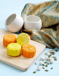 JIA Punya <i>Lady Mooncake</i>, Mooncake Spesial dengan Scarf Patrick Owen