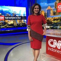 Eva Julianti memulai kariernya di Metro TV. Kini ia bergabung dengan CNN Indonesia membawakan program CNN Indonesia Good morning yang juga tayang di Trans TV. Foto: Instagram