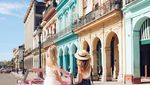 Foto: Traveler Cantik dan Seksi yang Dibayar Buat Traveling