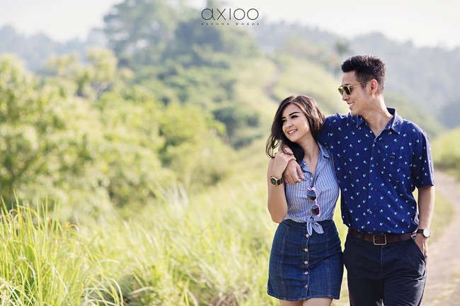 Pernikahan Putri Titian dan Junior Liem berlangsung pada 21 Mei 2016. Serangkaian pemotretan prewedding dilakukan keduanya. Selain di studio di Jakarta, Putri Titian dan Junior Liem juga membuat foto prewedding romantis di Bali. Foto: Dok. Instagram
