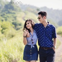 Pernikahan Putri Titian dan Junior Liem berlangsung pada 21 Mei 2016. Serangkaian pemotretan prewedding dilakukan keduanya. Selain di studio di Jakarta, Putri Titian dan Junior Liem juga membuat foto prewedding romantis di Bali. Foto: Dok. Instagram