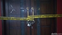 5 September 2017. Penggeledahan di rumah Kiki, adik bos First Travel (Dok. detikcom)