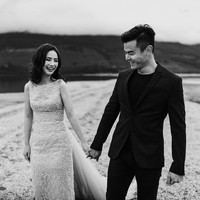 Aktor Dion Wiyoko dan Fiona Anthony menikah pada 1 September 2017. Pasangan yang menggelar pernikahan di Bali ini membuat foto prewedding romantis di New Zealand. Foto: Dok. Instagram