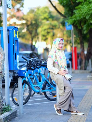 Foto Gaya Hijab Syar i Stylish Putri Sulung Aa Gym 