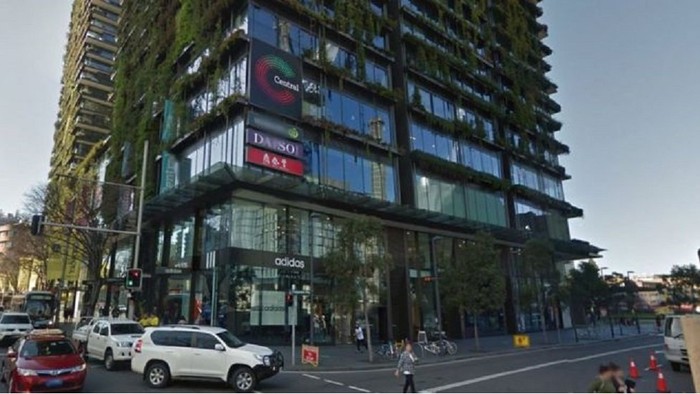 Perempuan di Australia Meninggal Usai Operasi Pembesaran Payudara